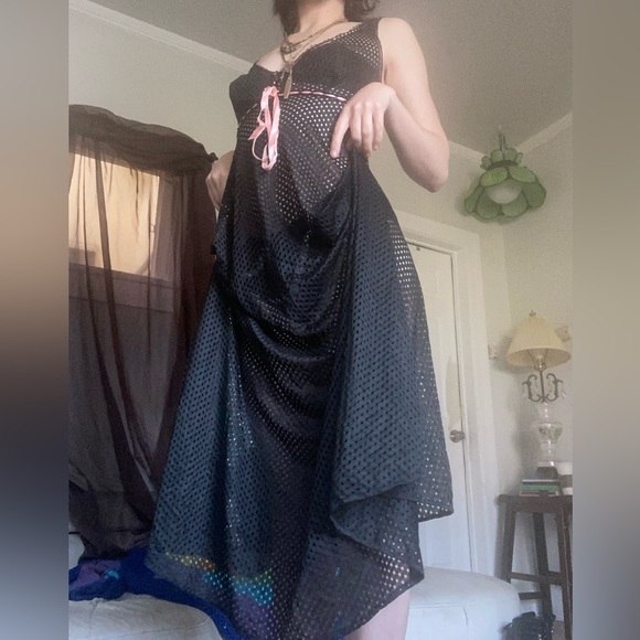 Frederick’s of Hollywood size medium mesh maxi slip dress - Picture 6 of 8